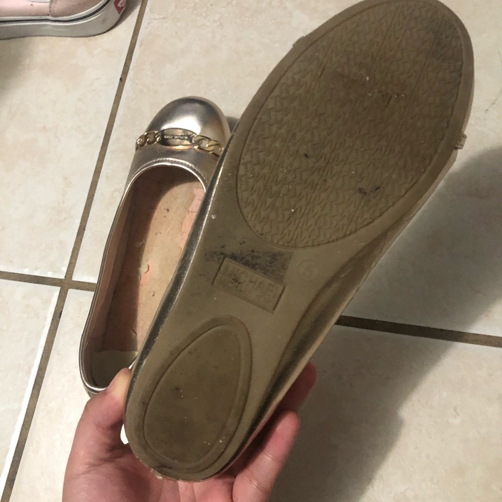 mk shoes - Picture 3 of 5